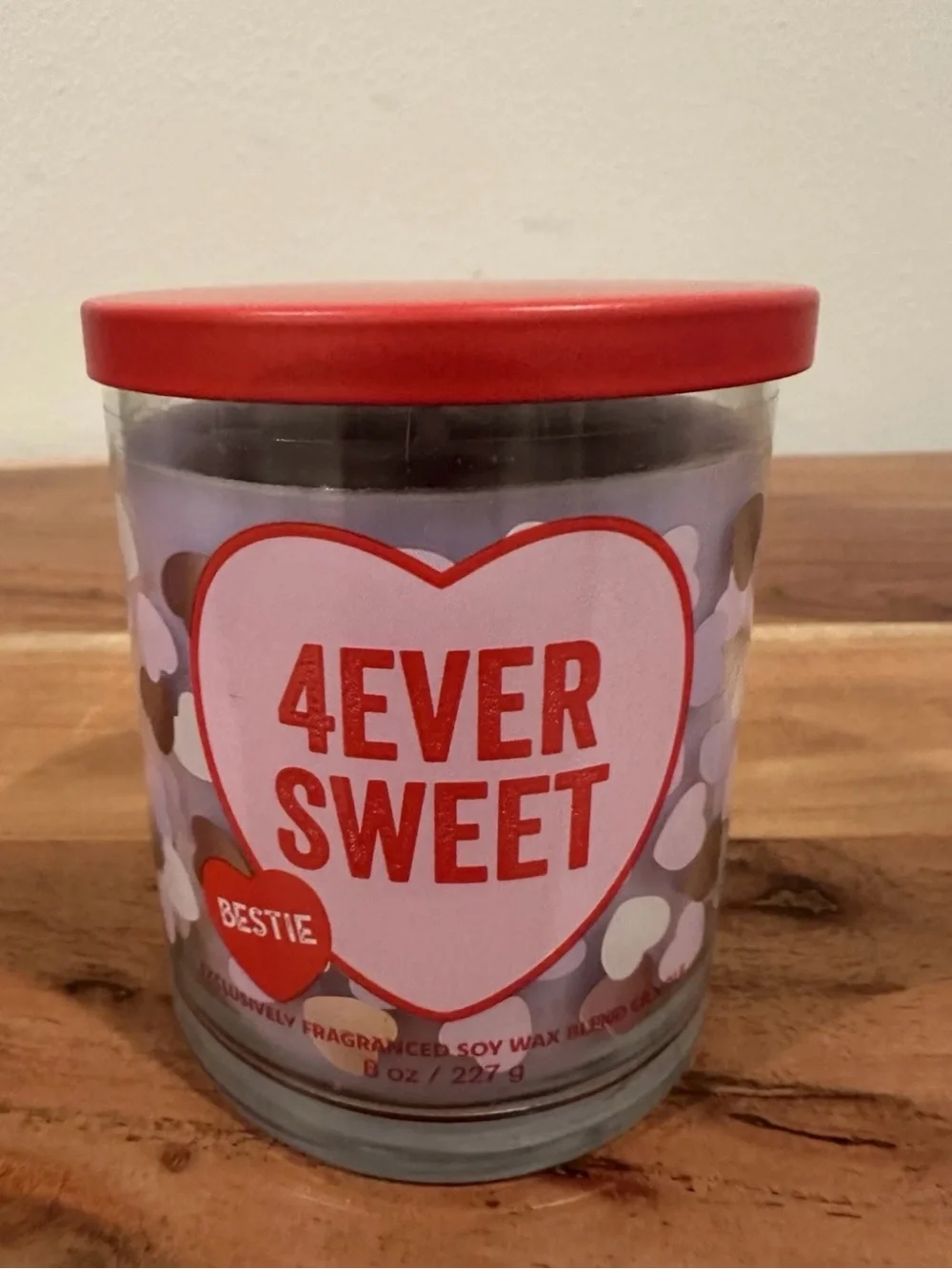 Bath & Body Works: Exclusive 8 Oz Sweethearts 4Ever Sweet Single Wick Candle - Picture 2 of 5
